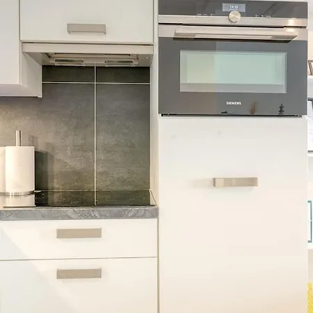 Stunning In With Free Parking Apartament *