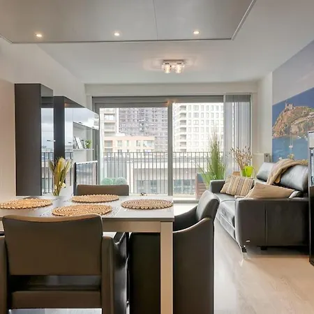 Apartament Stunning In With Free Parking Ostenda